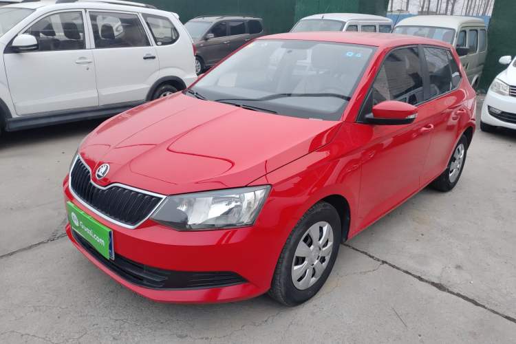 Used Skoda Fabia 2015 1.4L Automatic Front-Drive Model