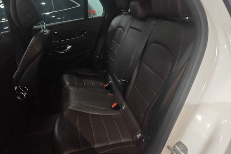 Used Mercedes-Benz GLC 2018 GLC 260 4MATIC Dynamic Edition
