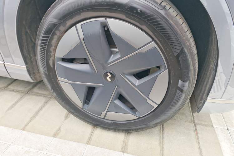 Used ONVO Luxeed L90 2025 Model—Max Six-Seater Version