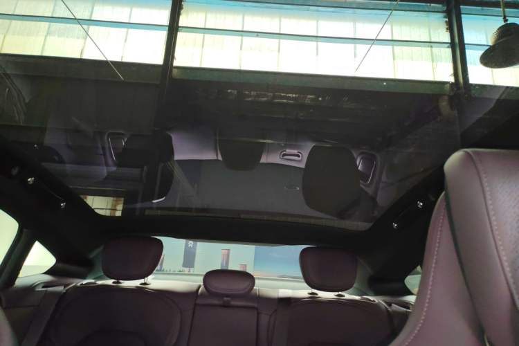 Used  SU7 2024 Rear-Drive Long-Range Intelligent Driving Version
