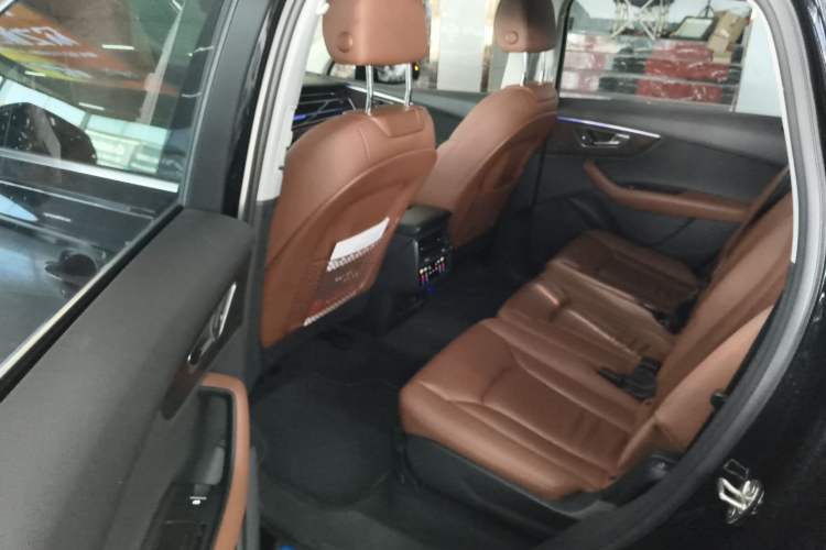 Used Audi Q7 2021 45 TFSI quattro S line Sport model