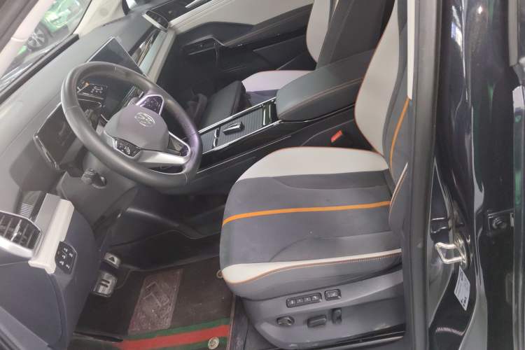 Used Volkswagen ID.6 CROZZ 2022 Long-Range Lite PRO Edition