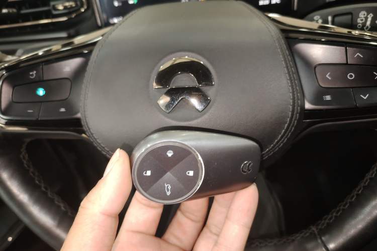 Used Nio ES8 2020 415 km Range 6-Seater Version
