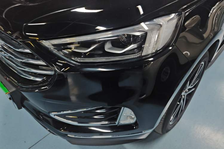 Used Ford Edge 2020 EcoBoost 245 Two-Wheel Drive Titanium 7-Seater
