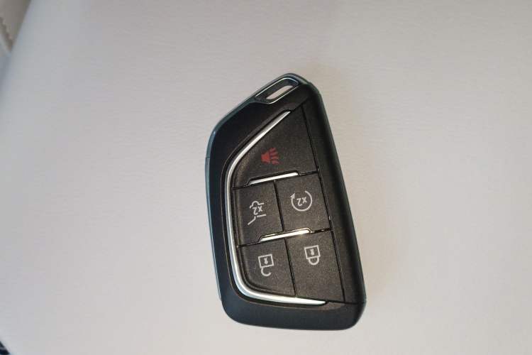 Used Cadillac LYRIQ 2022 Rear-Drive Long-Range Luxury Edition
