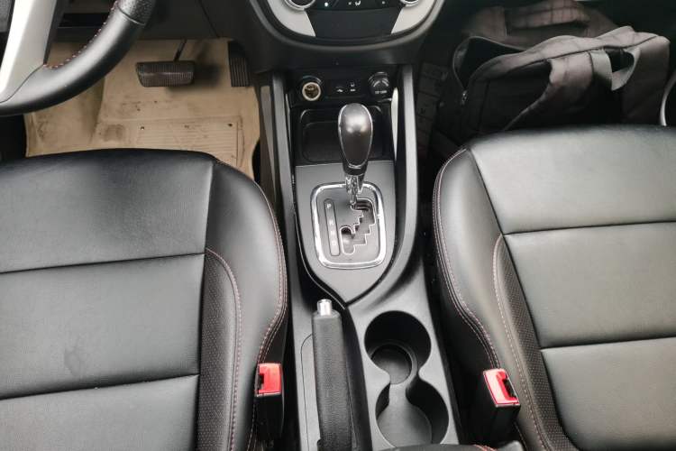 Used Changan CS35 2015 1.6L Automatic Luxury Model China IV Standard