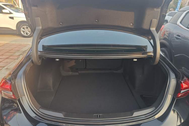 Used Buick LaCrosse 2022 652T Luxury Version