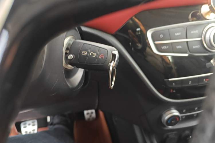 Used Haval H1 2016 Revised Version Blue Badge 1.5L Manual Comfort Edition