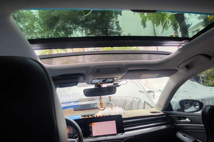 Used Volkswagen Lamando 2024 Lingdu L 200TSI DSG Trendy & Spicy Edition
