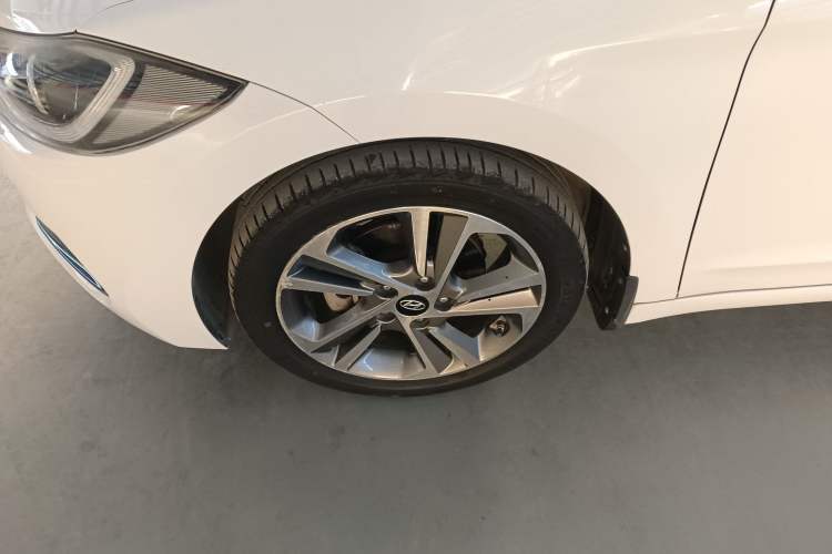 Used Hyundai Elantra 2016 1.6L Automatic ZhiXuan – Elite Version