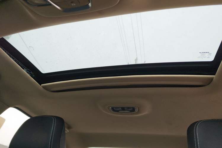 Used Geely Auto Emgrand 2018 1.5L Manual Upward Connect Edition
