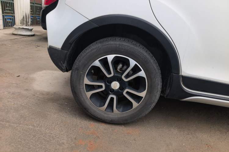 Used Geely Auto Vision X3 2017 1.5L Automatic Elite Model