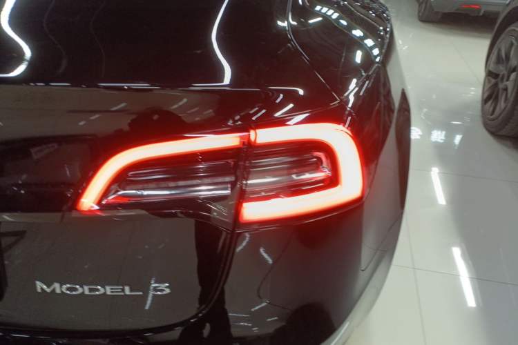 Used Tesla Model 3 2020 Revised Version Standard Range Rear-Wheel Drive – Upgraded Edition
