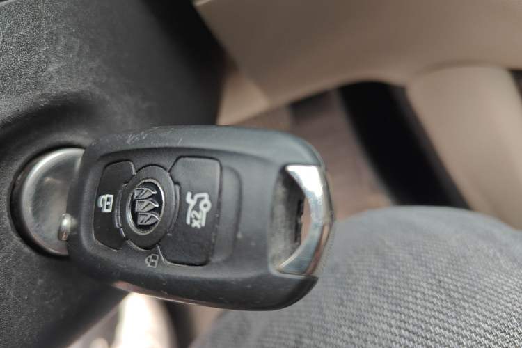 Used Buick Verano 2018 Sedan 15S Automatic Leading Model