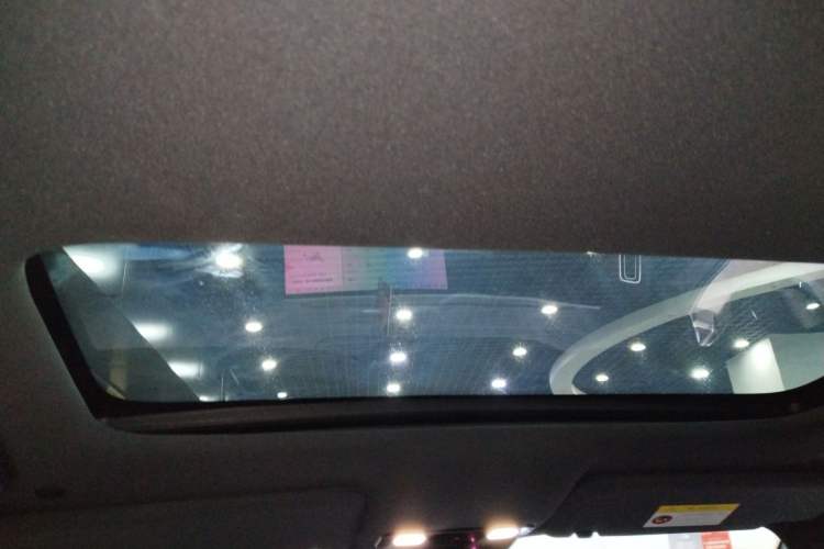 Used Li Auto L8 2023 Pro Model
