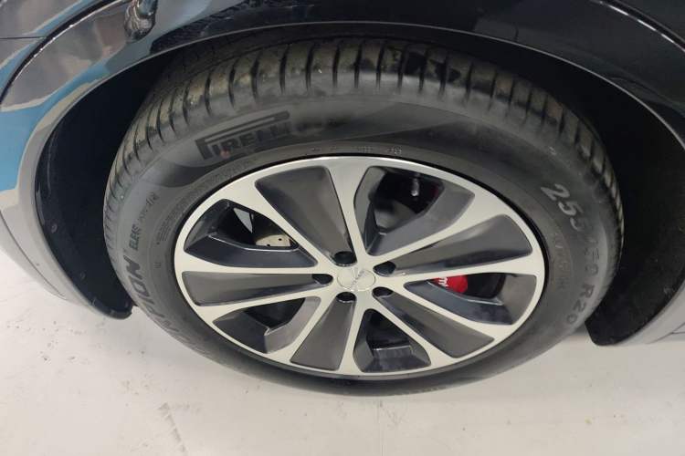 Used Hima Luxeed R7 2024 All-Electric 736 km Ultra