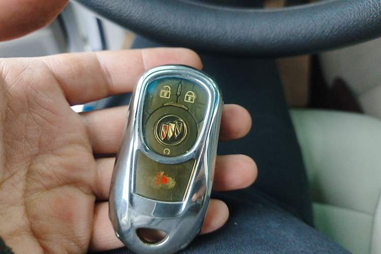 Used Buick GL8 2021 Land Cruiser Executive Class 652T Comfort Model
