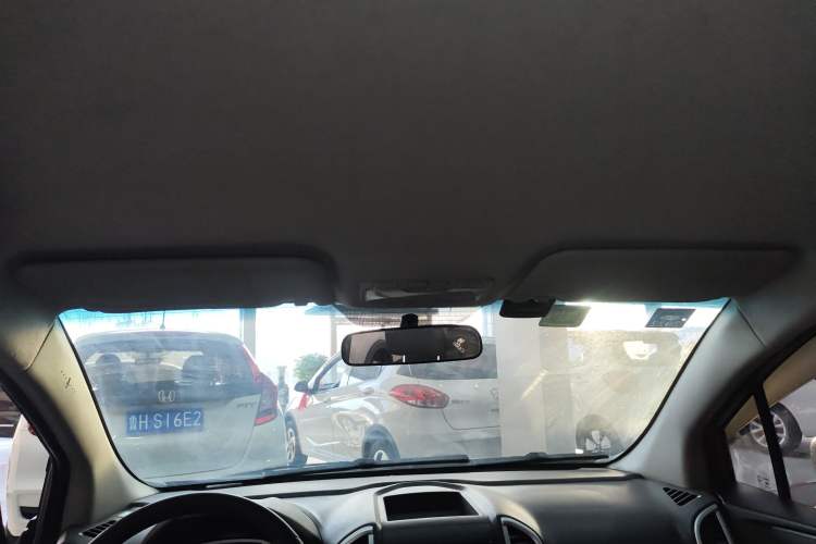 Used  Refine S3 2016 1.5L Manual Luxury Smart Version
