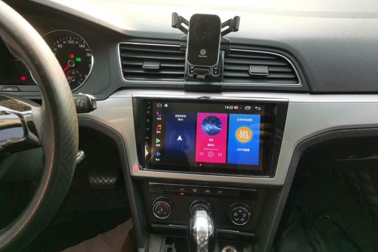 Used Volkswagen Lamando 2017 230TSI DSG Fashion Edition
