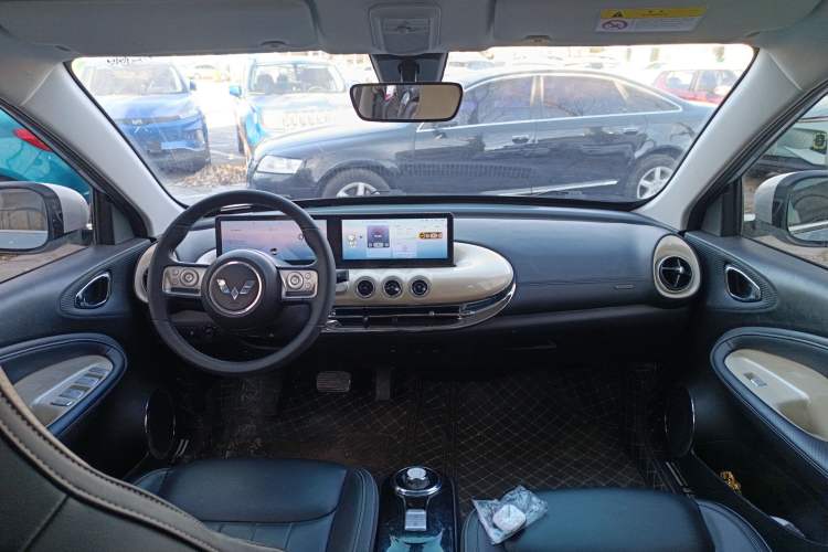 Used Wuling Bingo 2023 410 km Lingxi Deluxe Edition
