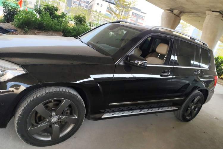 Used Mercedes-Benz GLK-Class 2013 GLK 300 4MATIC Dynamic Sunroof Model