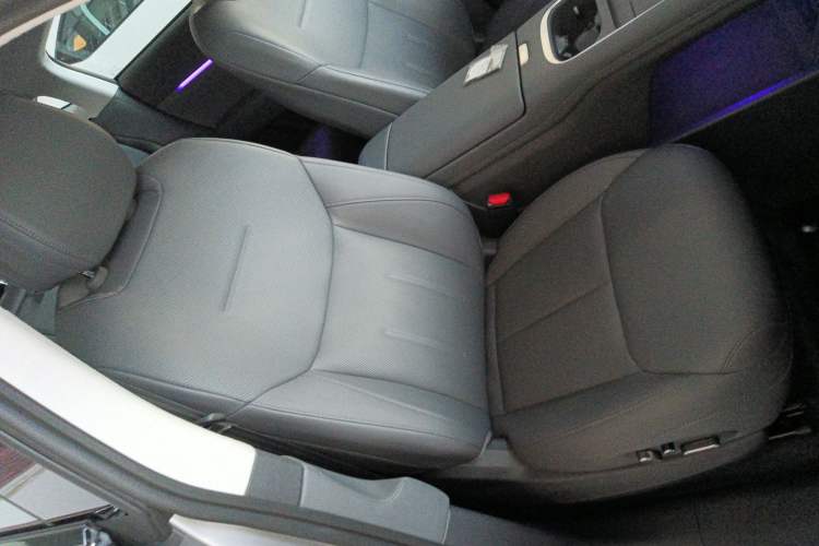 Used XPeng G6 2025 625 Long-Range Max Flagship Edition
