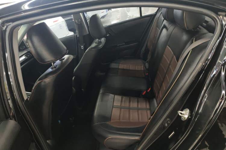 Used Honda Accord 2016 2.0L Comfort Edition
