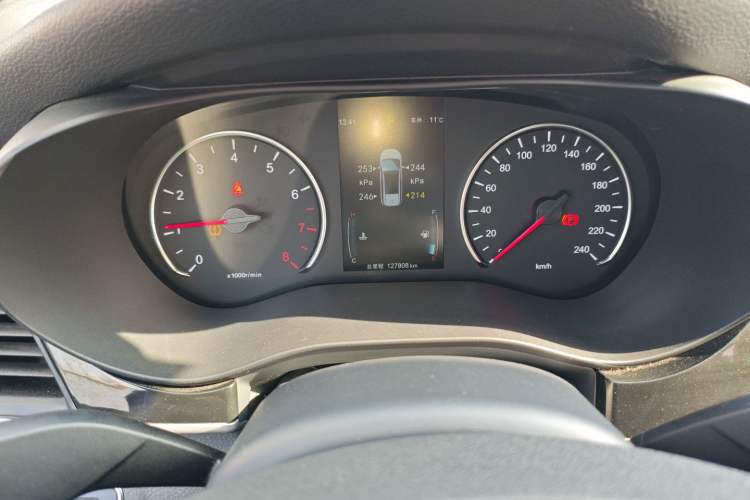 Used BYD Song MAX 2017 1.5T Automatic Smart Connect Prestige 7-Seater