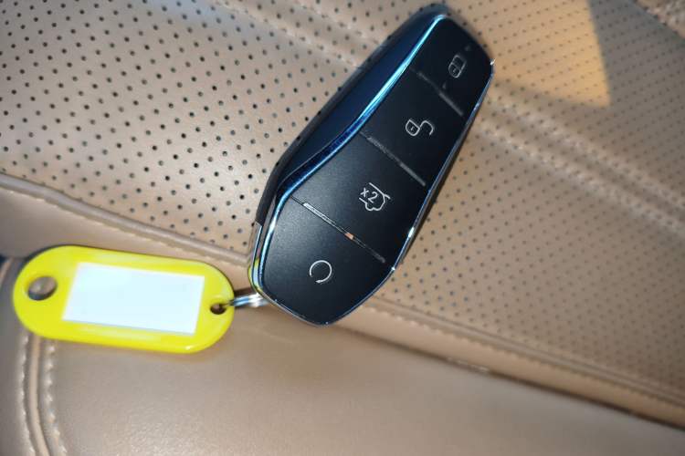 Used BYD Song L DM-i 2024 160km Beyond Edition
