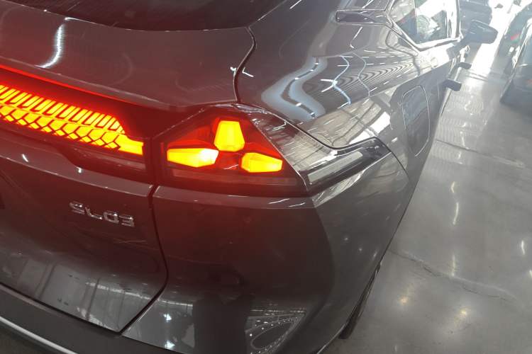 Used  SL03 2023 200Max Range-Extended Version
