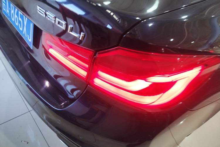 Used BMW 5 Series 2018 Facelifted 530Li xDrive M Sport Package