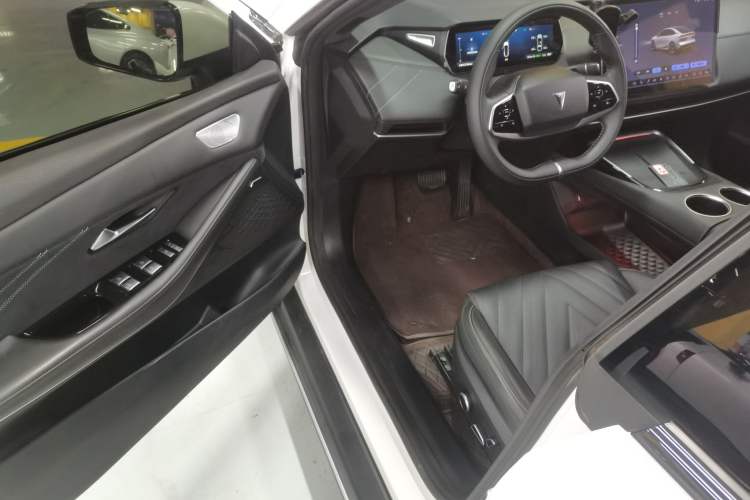 Used  SL03 2025 Pure Electric Classic Edition
