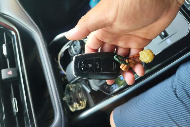 Used Toyota Highlander 2022 Dual-Engine 2.5L Four-Wheel Drive Prestige Version 7 Seats
