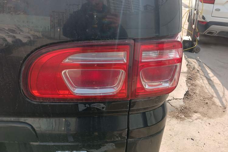 Used FORTHING Lingzhi 2019 Facelifted M5L 1.6L 7-Seater Base Model China VI Standard