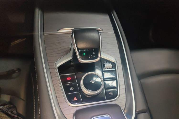 Used Chery Tiggo 8 PLUS 2024 Champion Edition 290TGDI DCT Passionate Version 5-Seater
