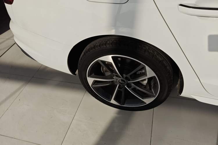 Used Audi A4L 2020 40 TFSI Fashion Dynamic Model
