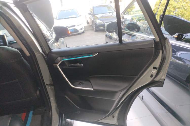 Used Toyota RAV4 2020 Dual-Engine 2.5L E-CVT Four-Wheel Drive Elite Edition
