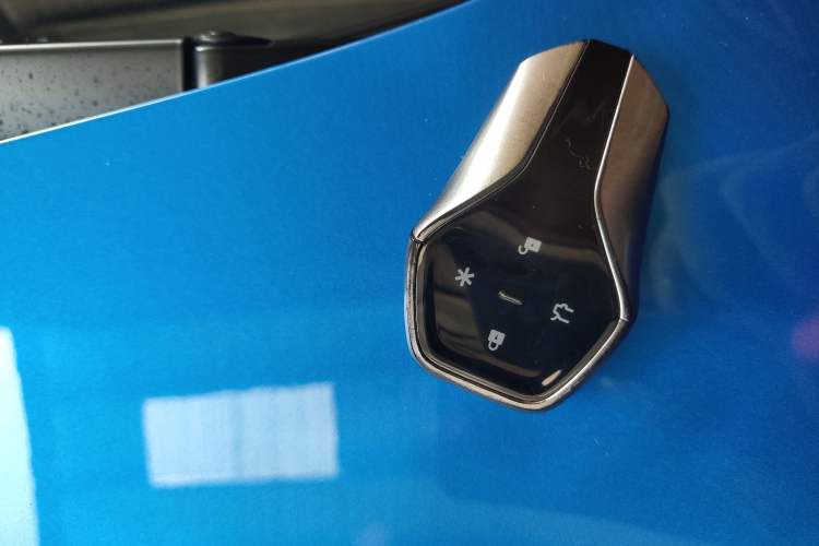 Used  HT 2024 825 Ultra-High Voltage LiDAR Edition
