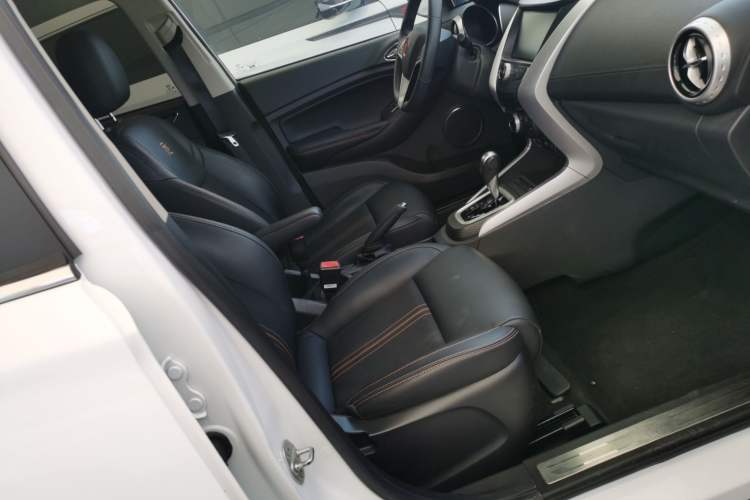 Used BYD Yuan 2017 1.5L Automatic Cool & Connected Model
