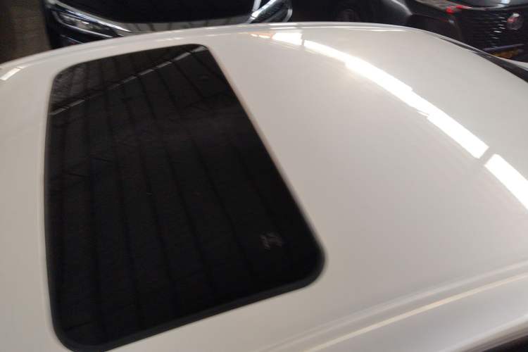 Used Lexus ES 2015 300h Comfort Edition
