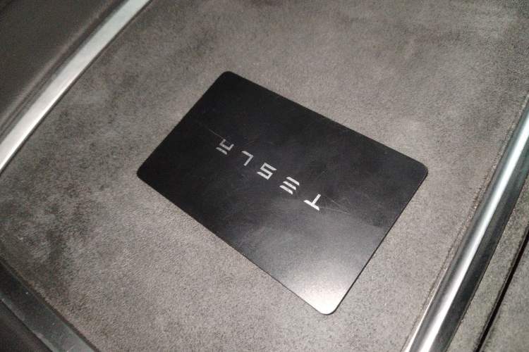 Used Tesla Model Y 2024 Rear-Wheel-Drive Version
