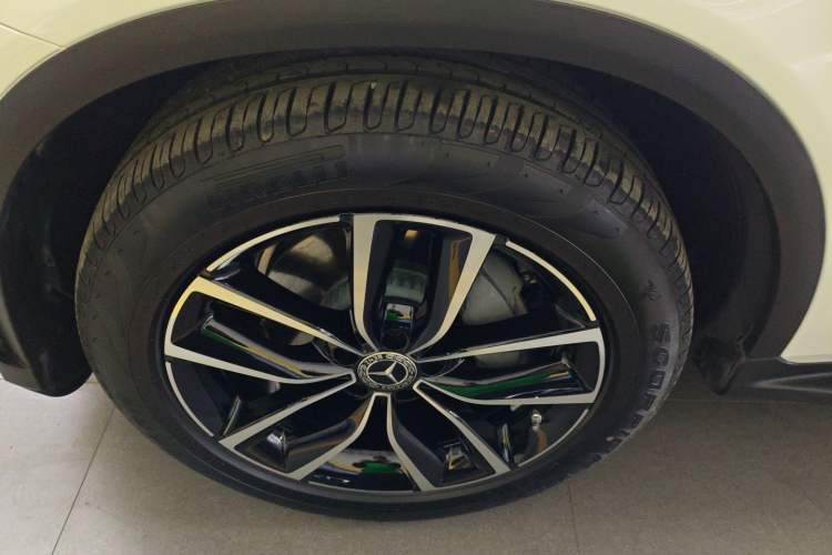 Used Mercedes-Benz GLC 2022 Refreshed GLC 300 L 4MATIC Dynamic Edition