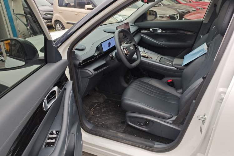 Used  E5 2024 530km Long-Range Version
