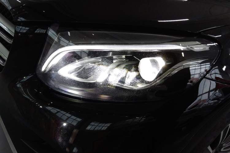 Used Mercedes-Benz GLC 2018 Facelifted GLC 260 4MATIC Dynamic Edition
