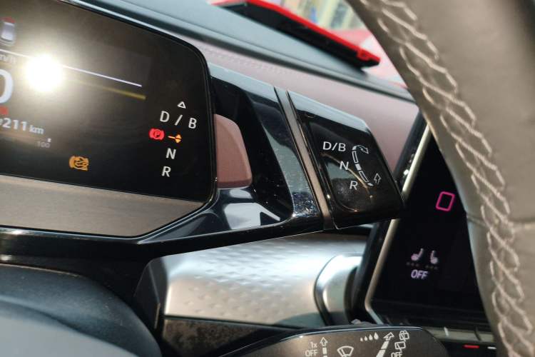 Used Volkswagen ID.6 X 2021 Pro Smart Long-Range Edition
