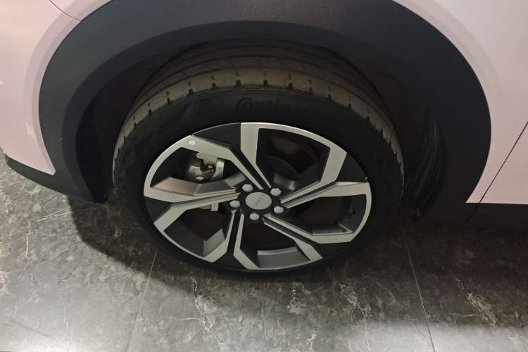 Used Lynk & Co 06 EM-P 2022 PHEV 84 km Range Pro Version
