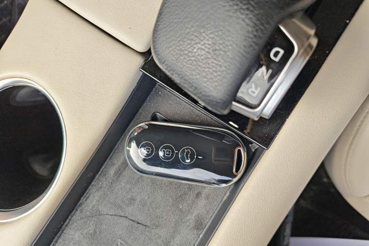 Used Hima AITO M5 2022 Extended-Range Four-Wheel Drive Performance Version
