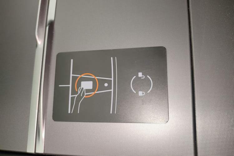 Used Tesla Model 3 2023 Long-Range All-Wheel-Drive Version