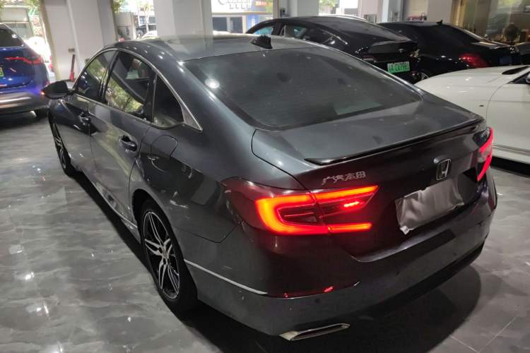 Used Honda Accord 2022 260TURBO Phantom Night · Prestige Edition
