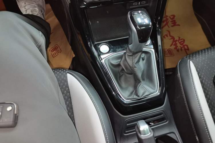 Used Volkswagen Tacqua 2023 200TSI DSG Joy-Connect Edition